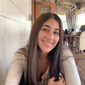 Meet your Posher, Mikaila